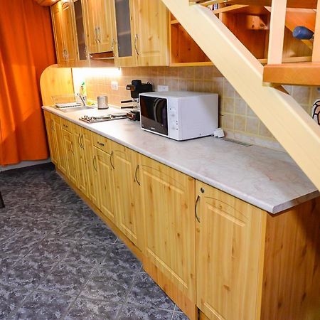 Tinodi Fogado Bed & Breakfast Sárvár Екстериор снимка